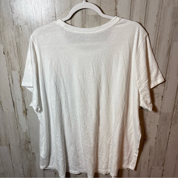 Old navy graphic t shirt women's size 3X Love Is Here To Stay - Picture 15 of 15